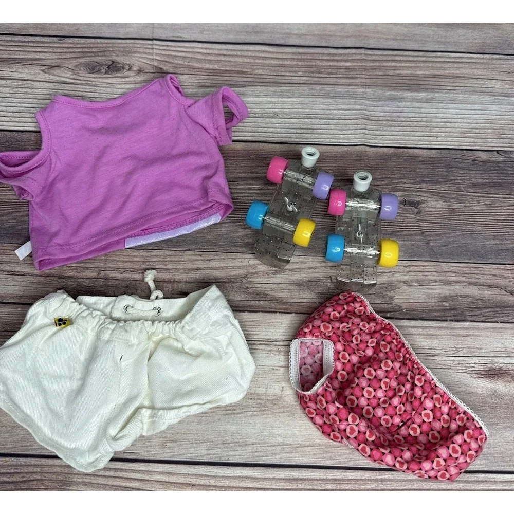 Build‎ A Bear BABW Outfit Unicorn Top & White Denim Shorts,  & Skates